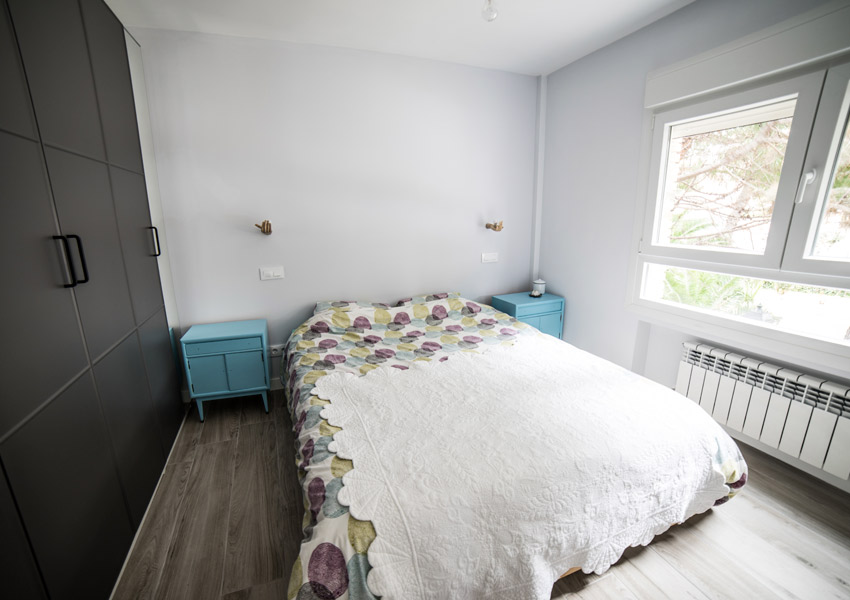 reforma de dormitorio principal de la vivienda de alameda de osuna